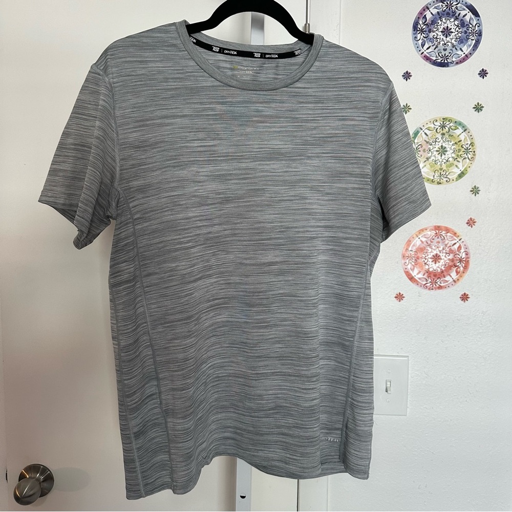 Tek Gear Men’s DryTek Gray Performance Shirt - Size M - Lightweight Activewear